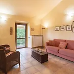 Apartment Ginestre 1