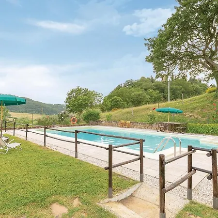 Ginestre 1 Apartment *
